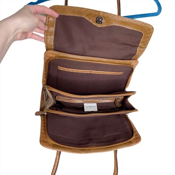 Liz Claiborne Reptile Print Expanding Purse Bag - Picture 5 of 13